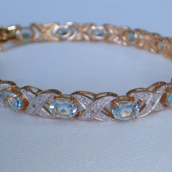 Genuine Swiss Blue Topaz Infinity Bracelet - Picture 11 of 11